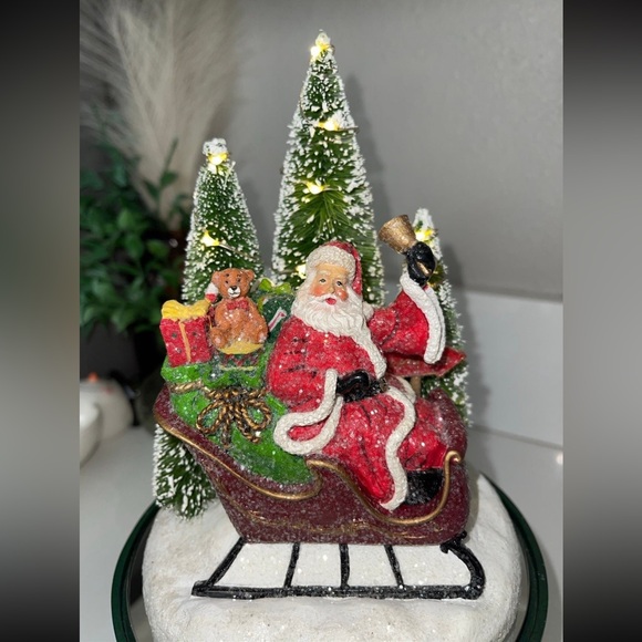 Valerie Parr Hill QVC Santa Light Up Glass Dome - Picture 8 of 11